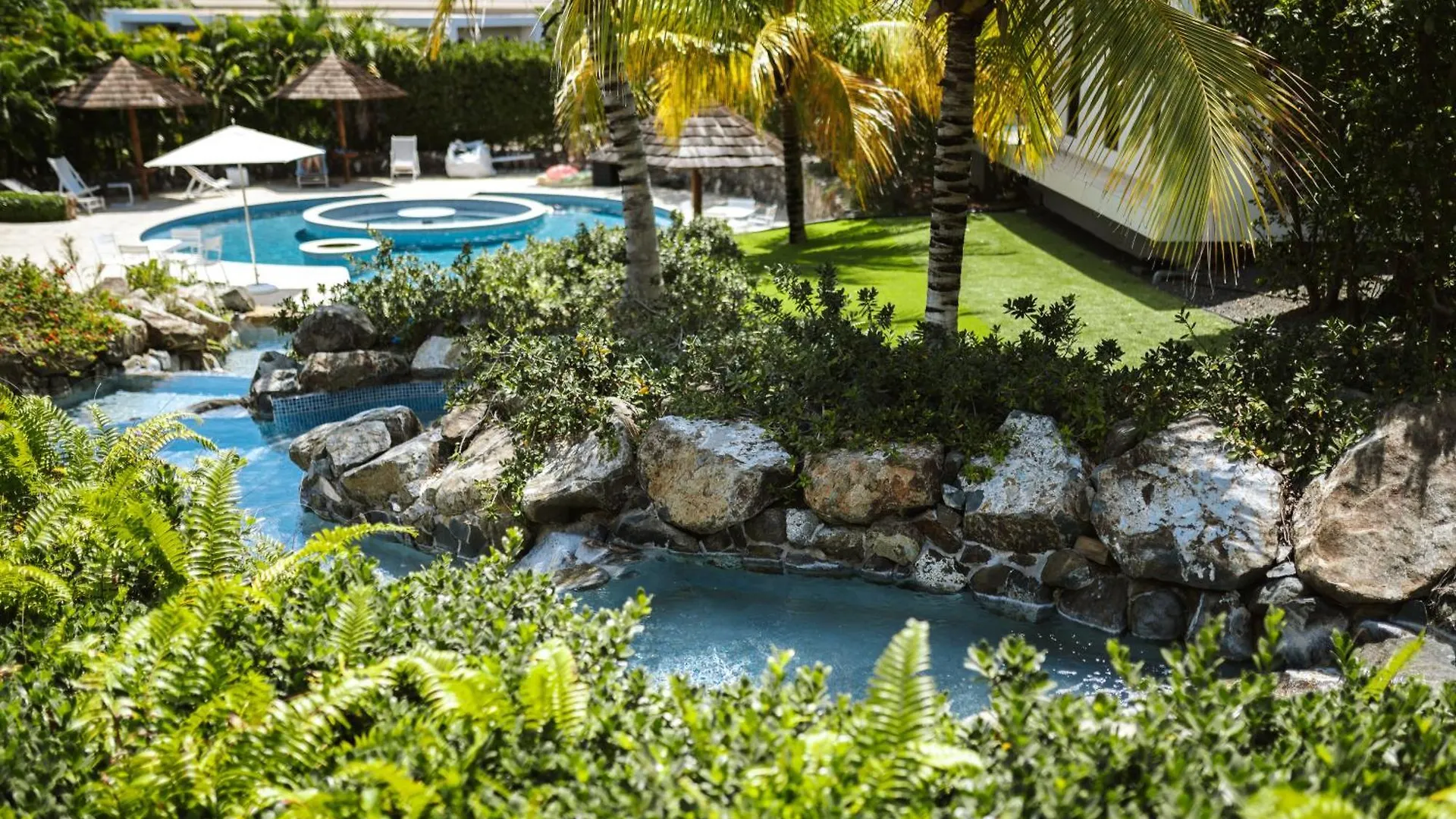 Jan Sofat Lux - 2 Swimming Pools - 2 Bedroom Apartment Mariposa Willemstad Curacao