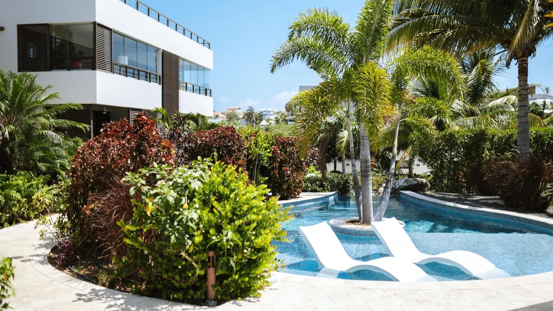 Jan Sofat Lux - 2 Swimming Pools - 2 Bedroom Apartment Mariposa Willemstad Curacao