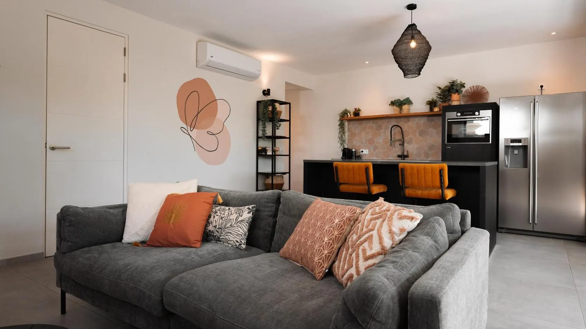 Jan Sofat Lux - 2 Swimming Pools - 2 Bedroom Apartment Mariposa Willemstad