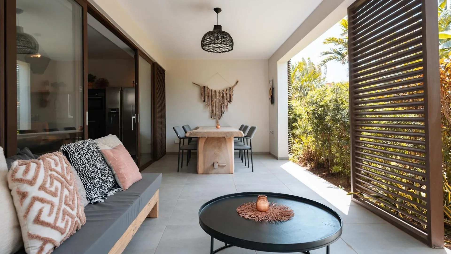 Jan Sofat Lux - 2 Swimming Pools - 2 Bedroom Apartment Mariposa Willemstad